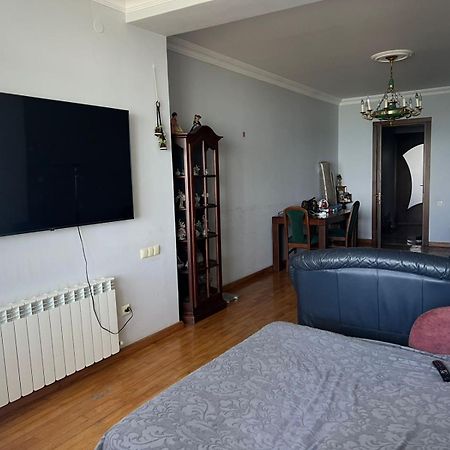 Apartment Rustaveli 57 Batumi Eksteriør bilde