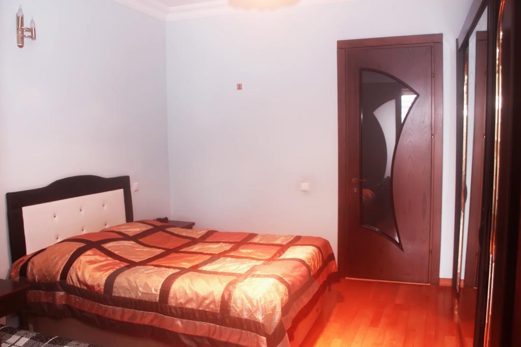 Apartment Rustaveli 57 Batumi Eksteriør bilde